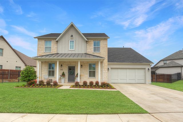 533 Trailrider Road, Fort Worth, TX 76114