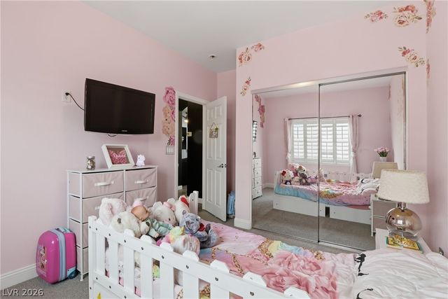 7218 Shannon Ridge Court, Las Vegas, NV 89118