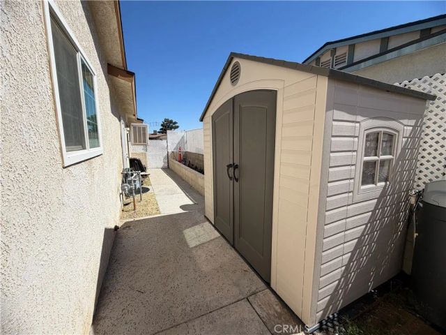 404 Fenmore Drive, Barstow, CA 92311