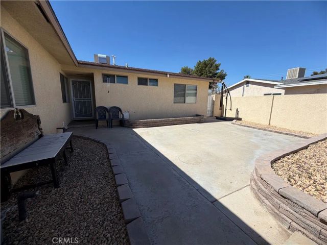 404 Fenmore Drive, Barstow, CA 92311