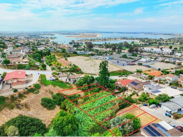 Trenton, San Diego, CA 92117