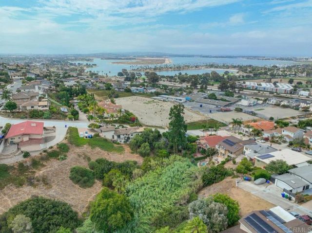 Trenton, San Diego, CA 92117