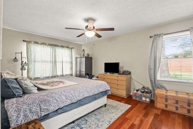 674 Lakeside Dr, Springfield, TN 37172