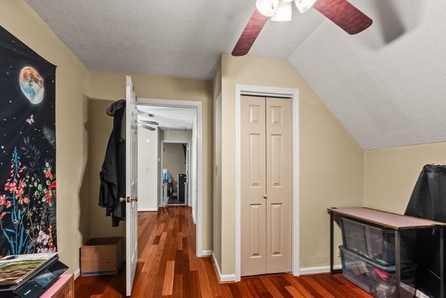 674 Lakeside Dr, Springfield, TN 37172