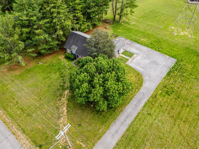 674 Lakeside Dr, Springfield, TN 37172