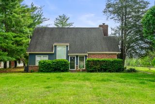 674 Lakeside Dr, Springfield, TN 37172