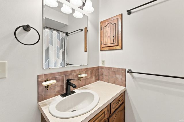 7711 High Tower Place, Fort Wayne, IN 46835