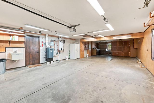 7711 High Tower Place, Fort Wayne, IN 46835