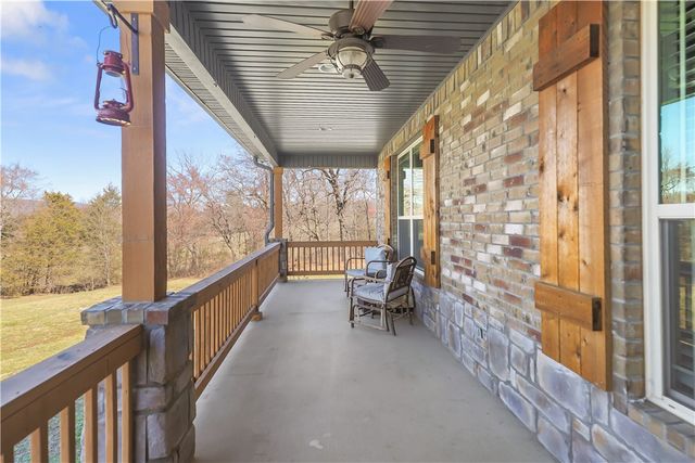 10781 Illinois Chapel Road, Prairie Grove, AR 72753