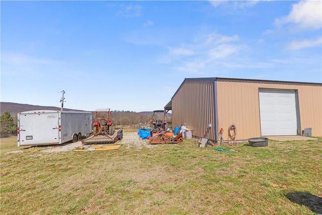 10781 Illinois Chapel Road, Prairie Grove, AR 72753