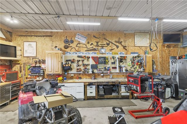 10781 Illinois Chapel Road, Prairie Grove, AR 72753