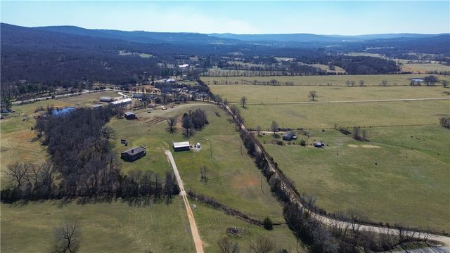 10781 Illinois Chapel Road, Prairie Grove, AR 72753