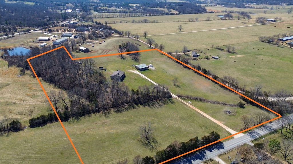 10781 Illinois Chapel Road, Prairie Grove, AR 72753