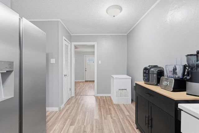 110 Lynn Lane, Lonoke, AR 72086