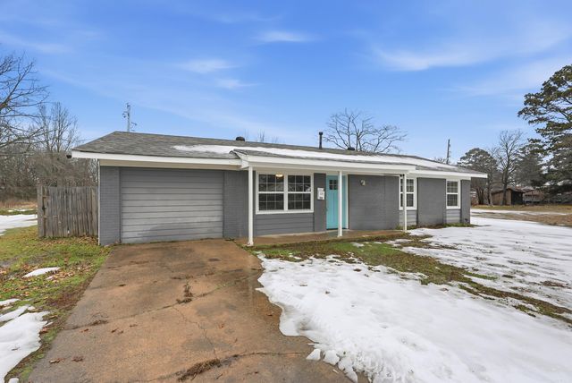 110 Lynn Lane, Lonoke, AR 72086