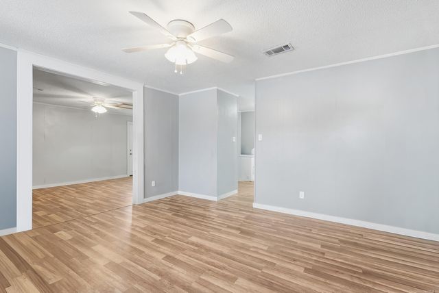 110 Lynn Lane, Lonoke, AR 72086