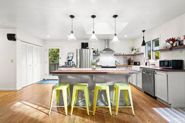 471 Country Estates Terrace, Santa Cruz, CA 95060