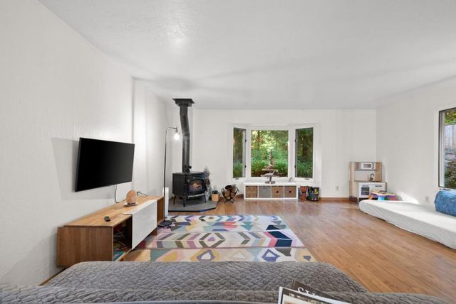 471 Country Estates Terrace, Santa Cruz, CA 95060