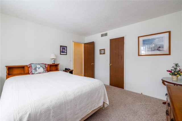 6 Dutch Valley, Chili, NY 14624