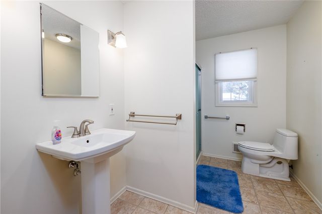 6 Dutch Valley, Chili, NY 14624