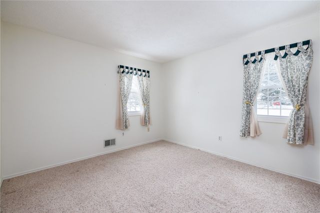 6 Dutch Valley, Chili, NY 14624