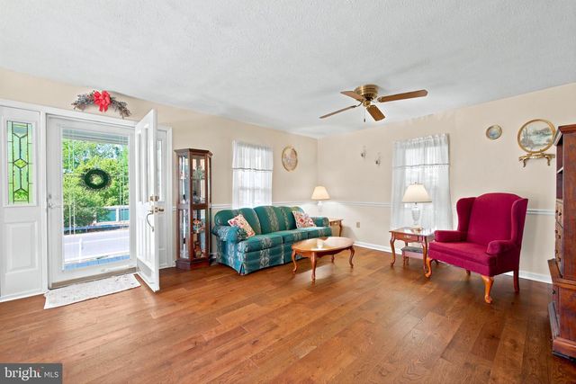 528 STONEY CREEK BLVD, Edinburg, VA 22824