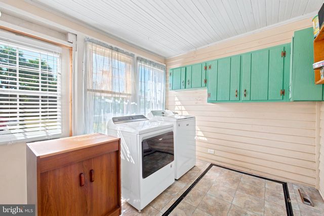 528 STONEY CREEK BLVD, Edinburg, VA 22824