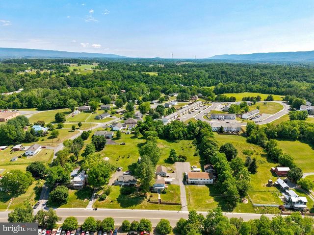 528 STONEY CREEK BLVD, Edinburg, VA 22824