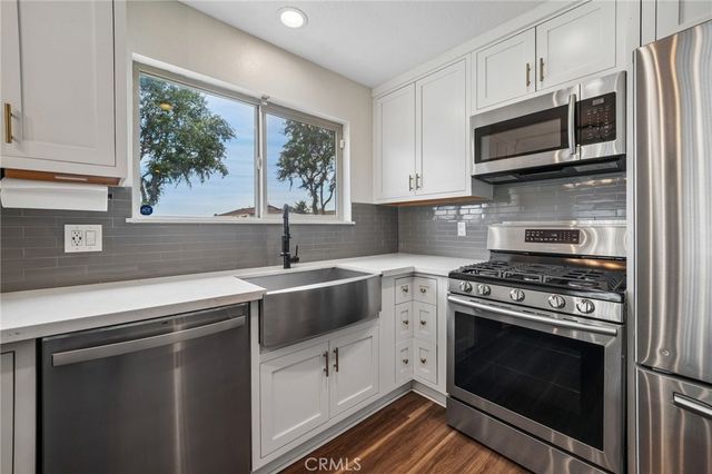 551 D, Upland, CA 91786