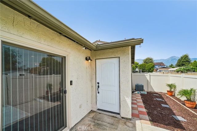 551 D, Upland, CA 91786