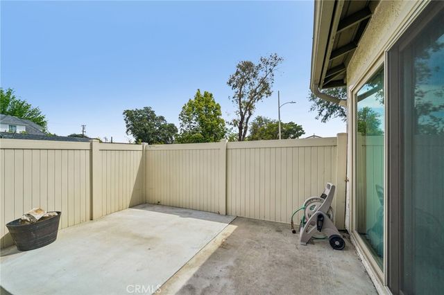551 D, Upland, CA 91786