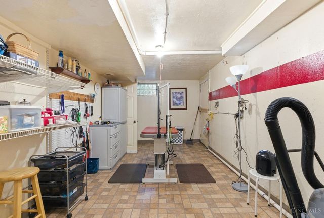 1700 Mosley Drive, Hamilton, OH 45013