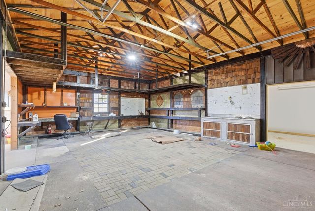 1700 Mosley Drive, Hamilton, OH 45013