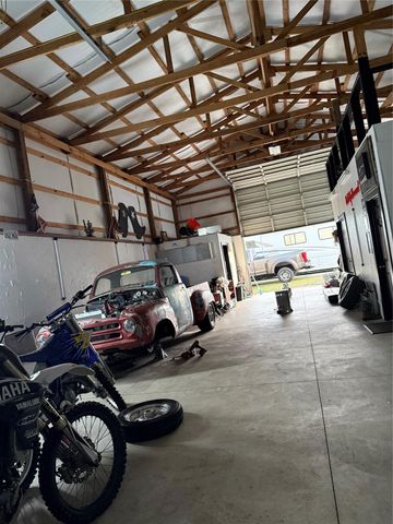 15567 Old Conroe Road, Conroe, TX 77384