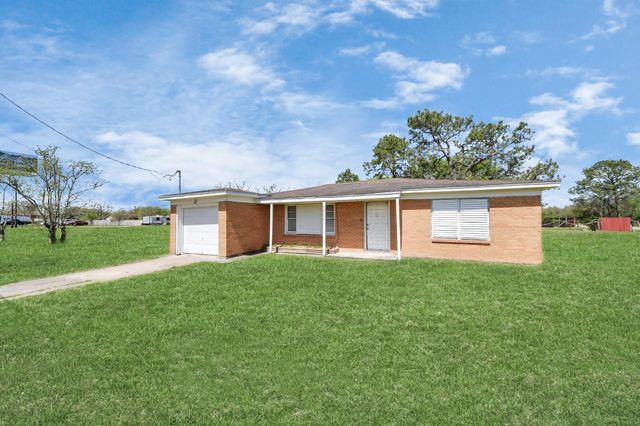 6204 Highway 6, Hitchcock, TX 77563