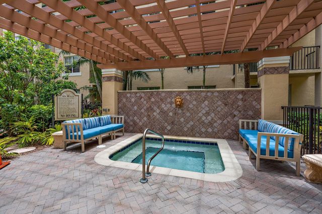 1803 N Flagler Drive 109, West Palm Beach, FL 33401