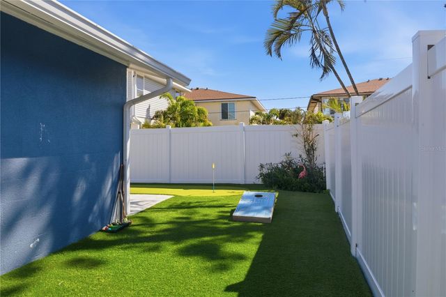 205 HAVERKOS COURT, Holmes Beach, FL 34217