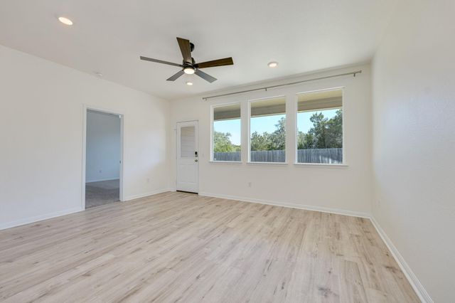 323 Arrowhead Vine ST, Leander, TX 78641