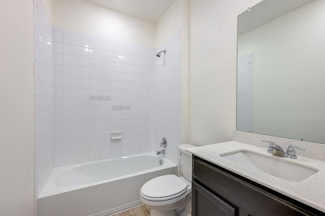 323 Arrowhead Vine ST, Leander, TX 78641