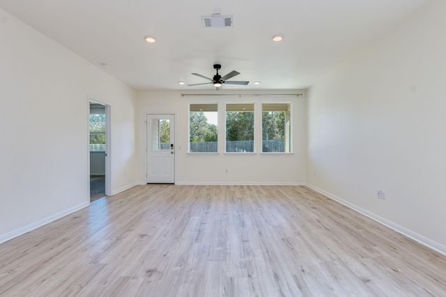 323 Arrowhead Vine ST, Leander, TX 78641