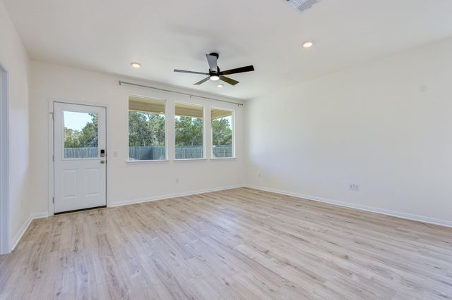 323 Arrowhead Vine ST, Leander, TX 78641