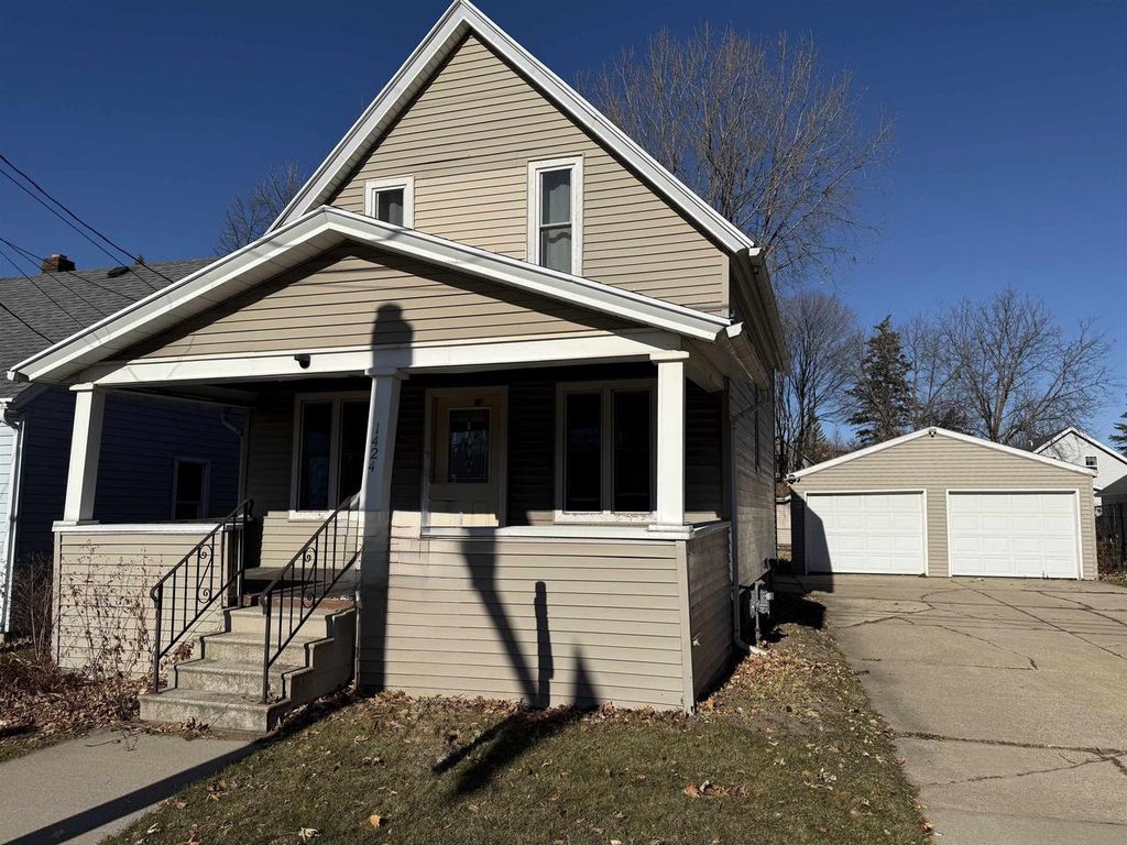 1424 E COLLEGE AVENUE, Appleton, WI 54915
