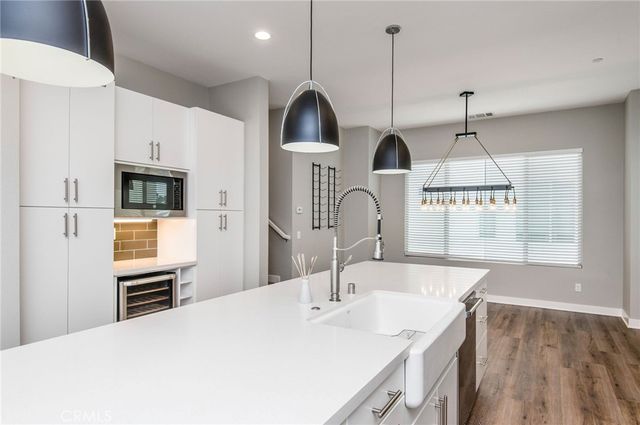 31 Ebb Tide Circle, Newport Beach, CA 92663