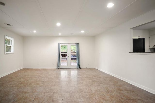 2729 Lanier Drive, Snellville, GA 30078