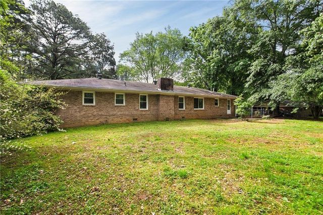 2729 Lanier Drive, Snellville, GA 30078