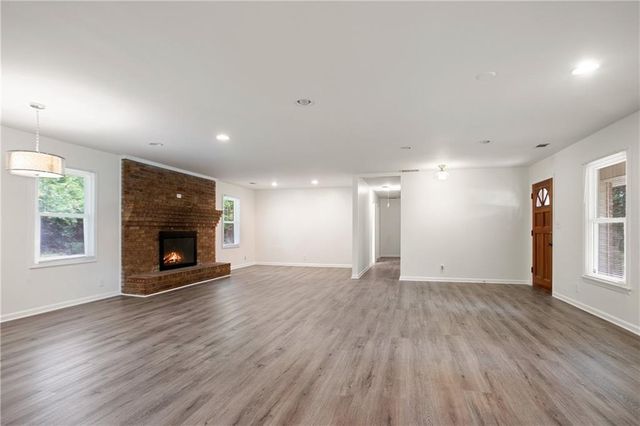 2729 Lanier Drive, Snellville, GA 30078