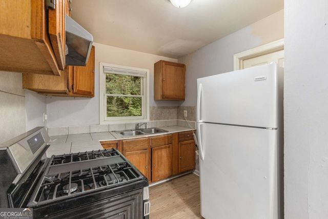 467 Park Valley Drive NW, Atlanta, GA 30318