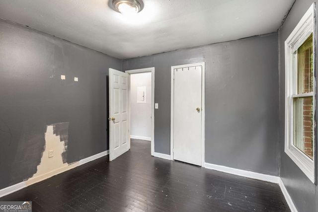 467 Park Valley Drive NW, Atlanta, GA 30318