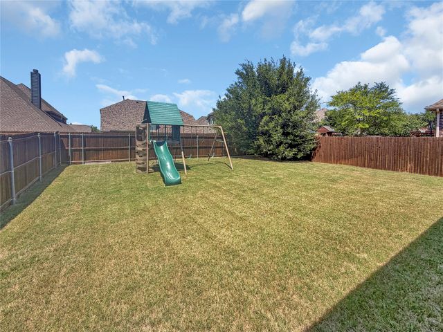 10700 Lariat Trail Drive, Mckinney, TX 75072