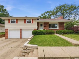 2825 N LEHMAN Road, Peoria, IL 61604